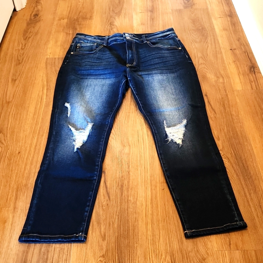 NWOT Kancan Skinny Jeans